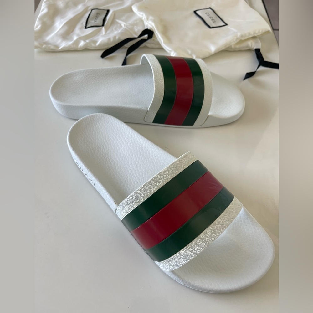 Gucci White Sandals with Red and Green Stripes - Picture 4 of 6